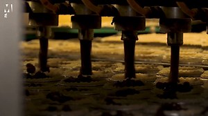 8.7K views · 26 reactions | Ever wondered how your mince pies are made?不 | Metro | Facebook