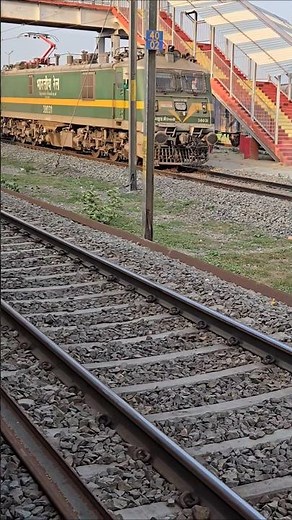 Train Horn Sound Effect Compsrison ASN WAG9HC and GKP WAP4