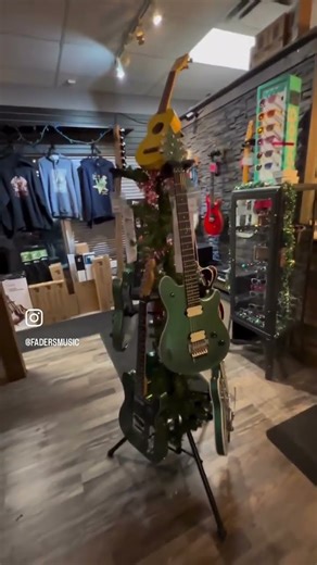 A Christmas Tree… Made of Guitars?! 🎸🎄 | Faders Music Canada