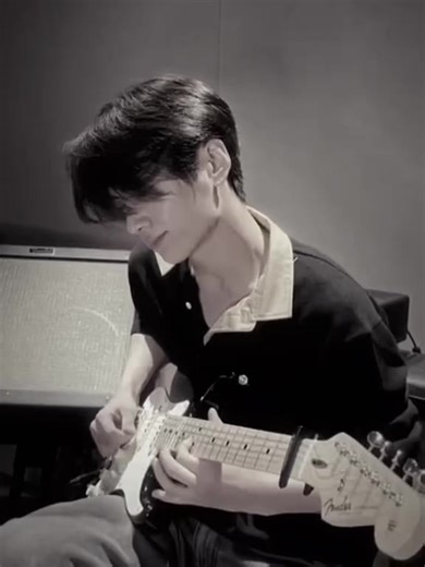 It's easy to fall if it's jay #jay #enhypen #engene #fyp