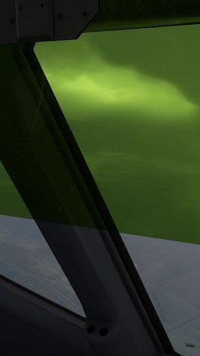 Navigating The Nor Cal Storms with PMDG737 | Flight Sim Gameplay