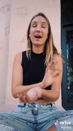 Heal IBS with this technique!!⚡️#ibshealthcoach #ibssupport #ibshelp #ibsproblem #ibsrelief #ibstok #efttappingcoach #tappingtherapy #guttok