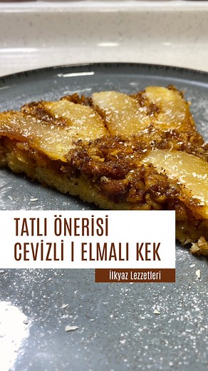 İlkyaz Lezzetleri on Instagram: "ELMALI KEK ✨ Oldukça hafif ve çay yanına lezzet katacak tariflerden. Özellikle tarçın, ceviz ve elmanın lezzet uyumunu en iyi deneyenler bilir. Denemediyseniz kesinlikle öneririm. Malzemeler; •Elma (2-3 adet) •Tarçın (1-2 çay kaşığı) •Ceviz •Toz şeker (Yarım çay bardağından biraz fazla) Kek Hamuru; •Yumurta (1 adet) •Toz şeker (Yarım çay bardağı) •Sıvı yağ (Yarım çay bardağı) •Süt (Yarım çay bardağı) •Un (1 su bardağı) •Kabartma tozu (1 paket) •Vanilya (1 paket) 