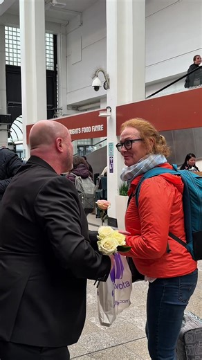 Spreading the love at Dublin Airport 💕 This Valentine’s week, @The Flower Factory and @Wrights of Howth have teamed up to surprise arriving travellers with roses 🌹🥹 Don’t forget, you can pick up flowers at Wrights Food Fayre as you leave the arrivals hall! Perfect for gifting family, friends, and loved ones when you land 💐 ✨ Stay tuned for Part Two tomorrow… more special airport surprises coming soon ✨ #Valentines #DublinAirport #TheFlowerFactory #wrightsofhowth