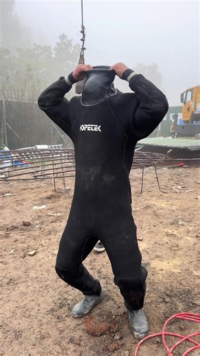 深海潜水与打捞的精彩瞬间