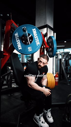 Gorila albino Bodybuilder IFBB PRO on Instagram: "Manter a sua performance e com ela @totalhealthdobrasil"