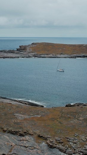 We have dropped the video of our time here. Head over to YouTube (link in bio) to catch all the action of this extraordinary/ extreme anchorage! #sailing #adventure #oceanadventures #oceanadventure #island #remoteisland #islandlife #remote #wild #wildlife #wildnature #nature #naturelovers | Slim & Soph - Sailing Nakama