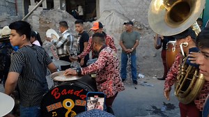 Banda "La Famosa" De Villagran Guanajuato - Sal Y limon - Carnaval Santa Martha Acatitla 2024 | Lo mejor de la música de banda