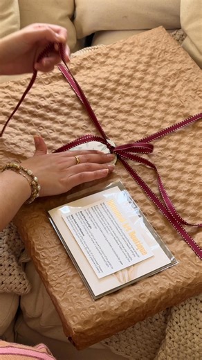 211K views · 4.9K reactions |  Unbox a Touch of Nature  Ever wondered how flowers can brighten your day? With our pressed flower art, you get to bring a piece of nature into your home – beautifully preserved and full of life.  | Dried Petals Gallery | Facebook