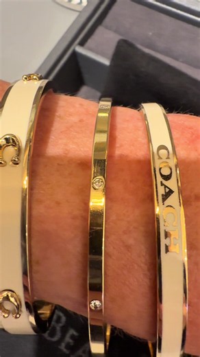 Iconic styles designed in New York, Coach showcases fashion forward aesthetics and everyday elegance. @beaverbrooksthejewellers selection of Coach jewellery and watches for women are perfect for adding a luxurious and sophisticated touch to your daily style. ✨ #doncaster #frenchgate #coachjewelry #beaverbrooks