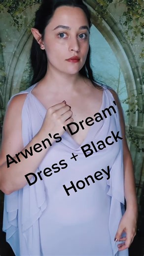 What's this? A trend I can actually do? #blackhoney #clinique #lotr #arwencosplay #lordoftherings