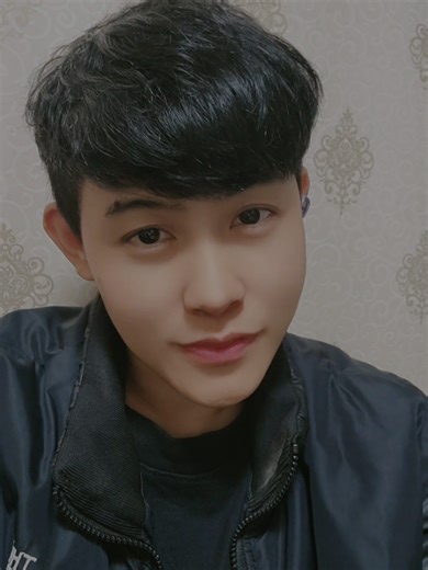 ที่ว่าไม่แซ่บ.. เพราะไม่ชอบเรารึป่าว😉😊 ลองเปิดใจหน่อยน๊าา #ชอบผญมีหนวด🥰🥰 #โสดดดดด🔐👑 #ฟีดดดシ #ทอมคบดี้_คบผู้หญิง