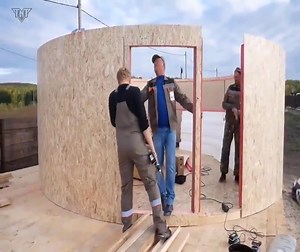 479K views · 5K reactions | They built a very budget house in three days. From the beginning to the end | Funny Videos | Facebook