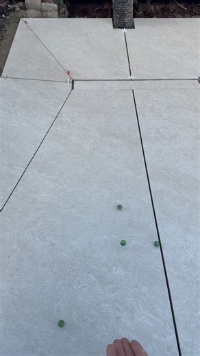 LNX Groundworks Ltd on Instagram: "How to build an outdoor shower using outdoor porcelain tiles 🩵 #construction #landscape #work #fyp #landscaping #paving #job #house #garden #tiles #tiler #tile #porcelain #porcelanas #construção #shower #outdoor #outdoors #paver #concretework #builder #build #modern #drain #viral #asmr"