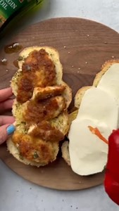 The East Coast is bringing the heat with a Chicken Cutlet Deli Sandwich! Made easier with Pompeian’s mess-free squeeze bottle for perfect precision every time. | Pompeian