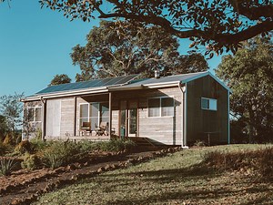 How to Build an Eco-Friendly Tiny House - Sustainable Tiny House - realestate.com.au