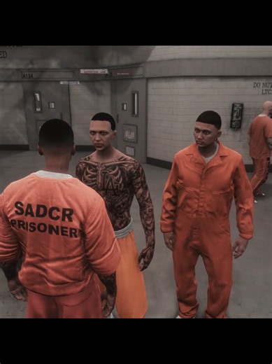 Caught a sureno in county and called him out in a cell. 👊🏼 #fivem #walkthelinerp #northernhispanic #fyp #gtav
