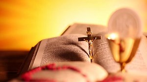 Eucharist Sacrament Communion 库存影片视频（100% 免版税）16801216 | Shutterstock