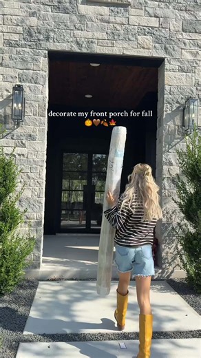 Cassi Arilith on Instagram: "What the protective foam reveals Most people ignore the inner foam layer. But from my unboxing experience, foam with dents or torn edges usually means the item was removed before. New items always sit perfectly snug with flawless padding. This trick is especially useful when buying fragile products like cameras, lenses, or mini speakers. Decorating my front porch ☺️"