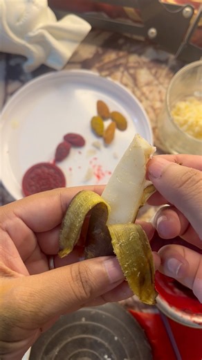 171K views · 354 reactions | Easy candle making process #reels #viral #amazing #candlemaking #candles #art #handmade #vintagedecor #HomeDecorBD #reelsvideoシ | Mim Bhuiyan | Facebook