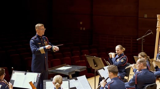 【美国军乐】星条旗永不落进行曲（美国海岸警卫队军乐团演奏） Stars and Stripes Forever