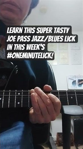 #shorts #OneMinuteLick 269 Joe Pass Original G Blues Lick