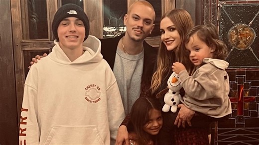 Meet Ashlee Simpson's 3 Children - The List