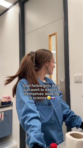 The Experience of Being a Girly Girl in Science