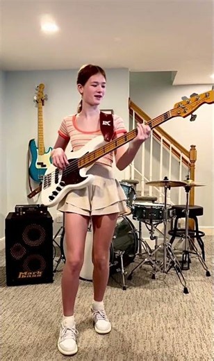 Sing Sing by Gaz on my Fender 5 String Jazz Bass