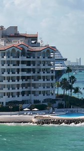 Who here would like to go on a cruise? | cruiseshipsailings