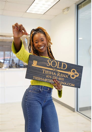 New house, MORE PLANTS 🪴 Are y’all ready to see me build out my new jungle?! — Side note: This video was made with light humor and a whole lot of gratitude. I know not everyone can just up and buy a house, and I don’t take this moment lightly at all. I’m deeply blessed, very aware of that privilege, and so thankful to be here. 🌱💚