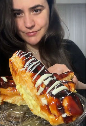 Indulging in Delicious Eclairs: A Mukbang Experience