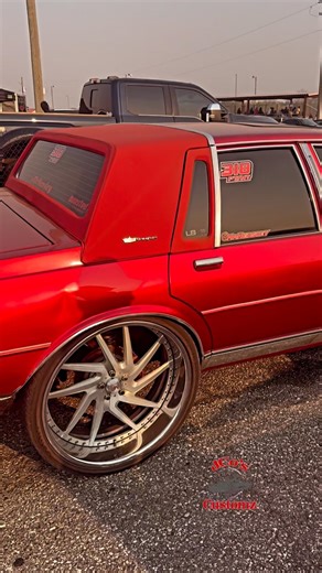 Twin Turbo’d Box Chevy tuckin 26’s 🔥