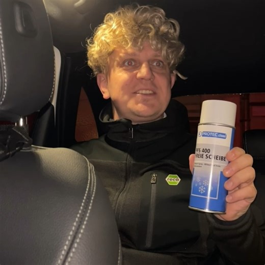 RECA NORM Deutschland on Instagram: "Du hast Eiskratzen am Morgen satt? ❄️ Dank RECA PLUS kannst du dir das Enteiserspray ganz einfach im Online‑Shop bestellen und taust dein Auto in Sekunden auf – ohne Kratzen, ohne Stress und ohne kalte Hände. 🚗 Mach’s dir leicht mit RECA PLUS – auch wenn die Kälte es dir schwer machen will. 😉 #recanorm #recadeutschland #recaplus #enteiser #kälte #winter"