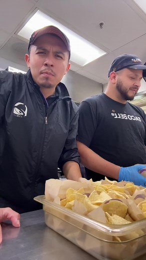 Working at Taco Bell in California
