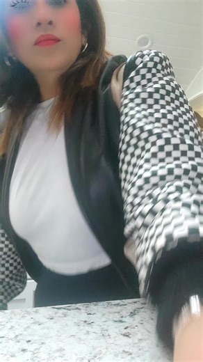 Diana🍑 (@monicadelcarmenreyes)’s videos with sonido original - Diana🍑
