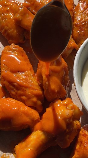 111K views · 1.7K reactions | Air Fryer Buffalo Wings are SO easy and delicious! We love how quickly the air fryer cooks up the wings, giving them a crisp exterior while keeping the chicken super juicy! For the full recipe:-search google for, 'Spoon Fork Bacon Air Fryer Buffalo Wings'-OR get the clickable link in the comments below! | Spoon Fork Bacon | Facebook