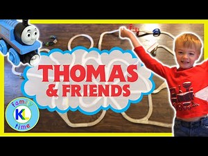 Thomas and Friends | Wooden Toy Train Set | Build and Play