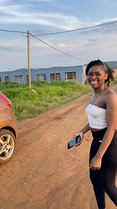 52 reactions | Why am I touching her?Behind the scenes @highlight Papa Bee Papak Bee Carguard Odwa Sithole #flypシ #followforfollowbackinstantly #comedy #facebookreel #reels | Papak Bee Carguard | Facebook