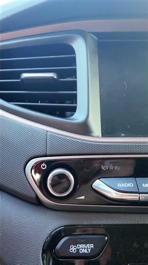 Langaton CarPlay sekunneissa – Ottocast toimii!