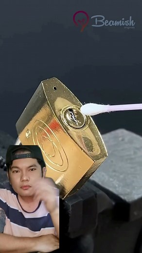 1.5K views | Removing broken key from padlock  #locktrick #diy #smartida | Jun | Facebook