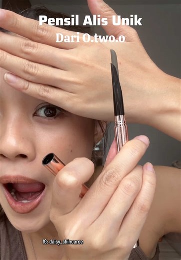 #eyebrowtutorial #eyebrowpencil #trending #fypシ #cosmetics #makeupartist #daisyskincaree