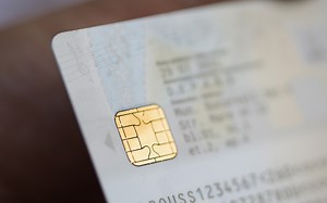 Noile cărți electronice de identitate vor fi gratuite. Ce informații nu vor mai apărea pe aceste buletine cu cip