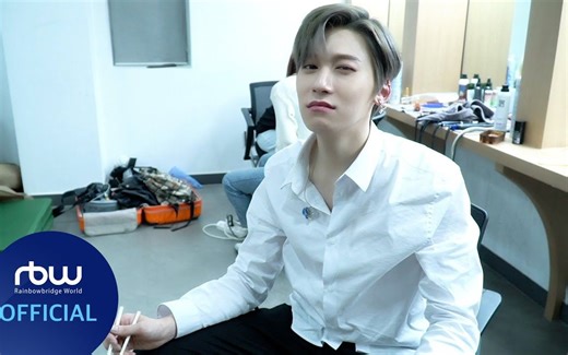 【档案室中字】 210513 [LIVE ONEUS:US Clip]‘BINARY CODE’SHOWCASE在晚上8点10分开始的理由#1位 精效中字