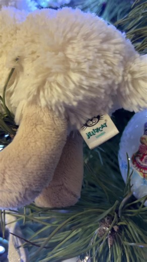 Відео користувача MaryToyLand (@marytoysland1356) з композицією «Fireball (Dance Mix) - DJ ReMix Factory»