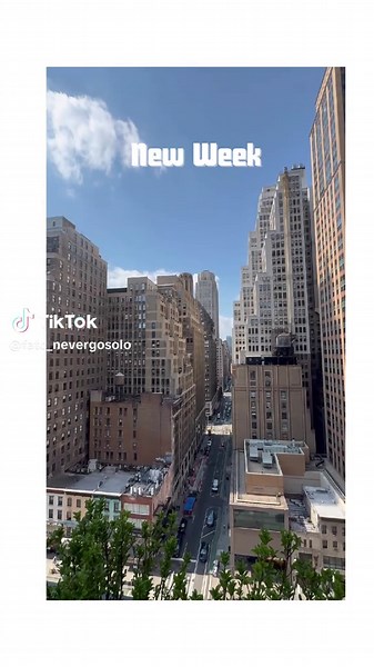 Never Go Solo: Embrace New Friends in NYC Events