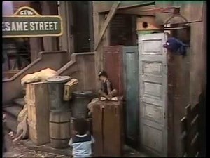 Classic Sesame Street - Grover At Big Bird's Nest 1975