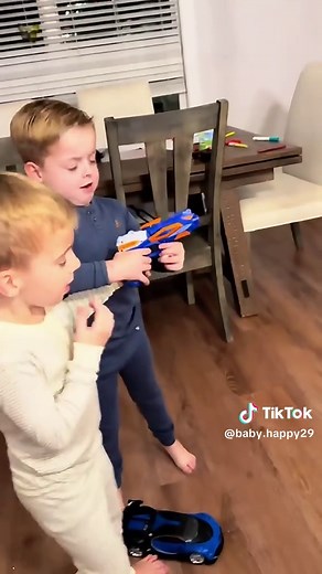 Funny Conversations Between Siblings All Day