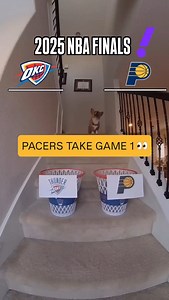 DOES AIR CORGI KNOW THE SCRIPT? 😳 | Yahoo Sports