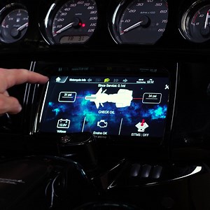🚨 Soundstream head unit sale! Want the best radio technology for your Harley Davidson!? Want your audio system to be loud enough so you can hear it when you’re on the freeway!? Want wireless Apple CarPlay / Android Auto so you NEVER GET LOST AGAIN while you ride!? This offer won’t last long, so head over to the Lifestyle Cycles Online Megastore to order your new radio. Receive FREE SHIPPING on all orders over $50. | Lifestyle Cycles Online Megastore